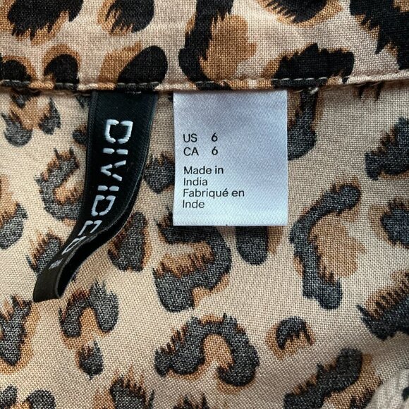 H&M  Tie-hem Cheetah print viscose button down  Shirt Size 6 oversized - Picture 6 of 7